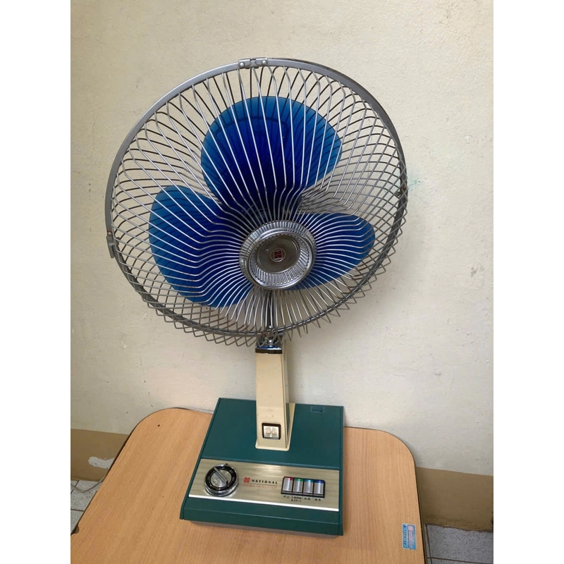 Quạt đứng National bộ đội có số ngủ cánh 30 .Cổ cánh đẹp 471121
