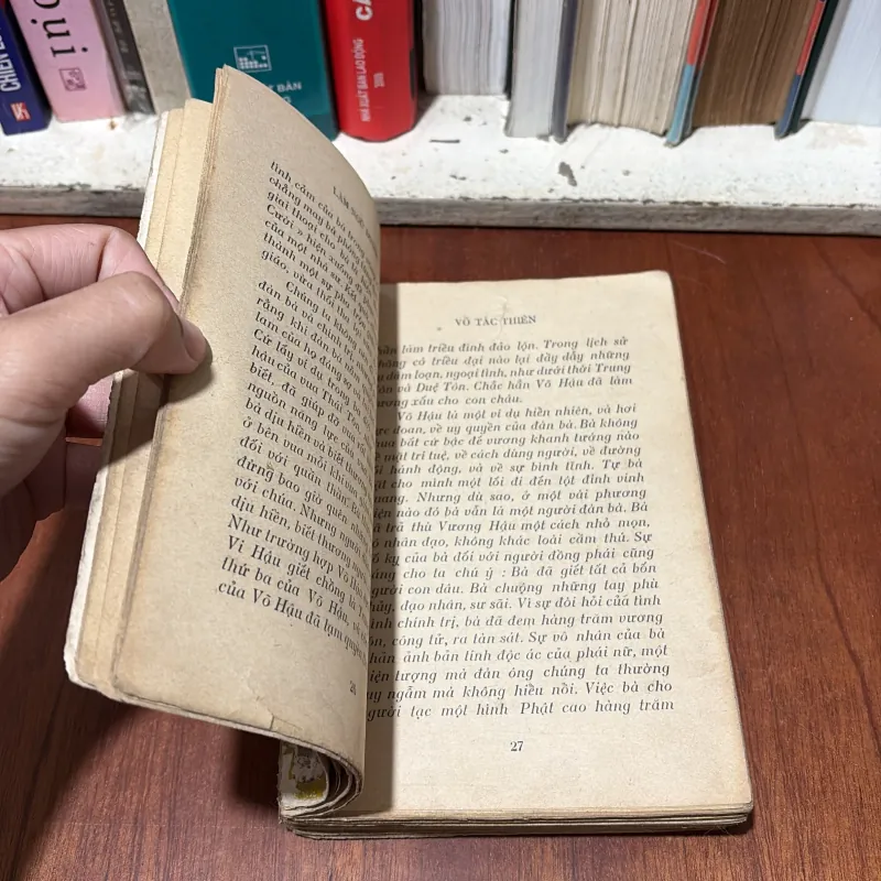 II Văn Học Trung Quốc: Tình Sử Võ Tắc Thiên - Lâm Ngữ Đường - Vũ Hùng (Dịch) - 1972 757909