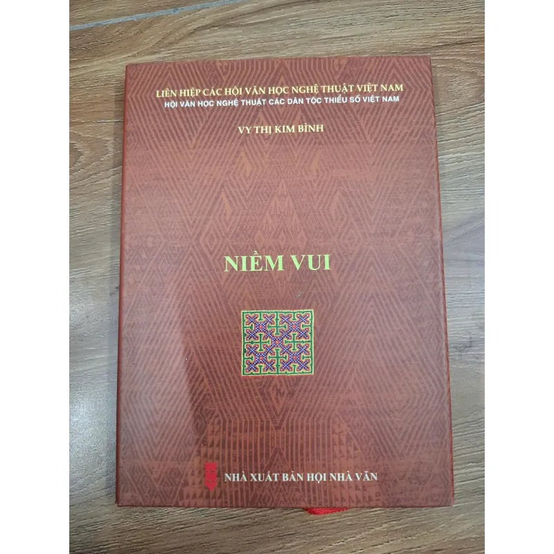 Niềm Vui - Vy Thị Kim Bình - Văn học 761826