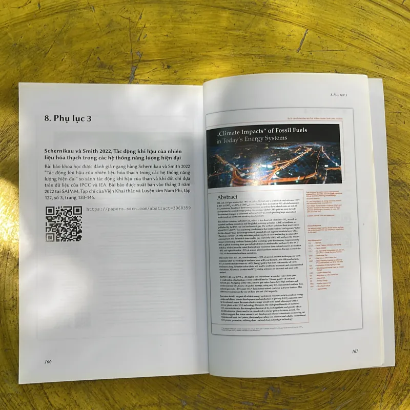 ÍT NGƯỜI BIẾT SỰ THẬT VỀ ĐIỆN VÀ TƯƠNG LAI CỦA NĂNG LƯỢNG-bản sửa đổi-SCHERNIKAU & SMITH 1002349