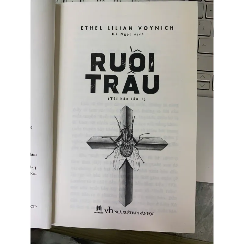 RUỒI TRÂU - ETHELL. VOYNICH 559736