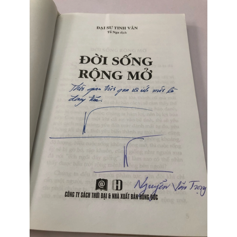 ĐỜI SỐNG RỘNG MỞ - 208 TRANG, NXB: 2013 290102