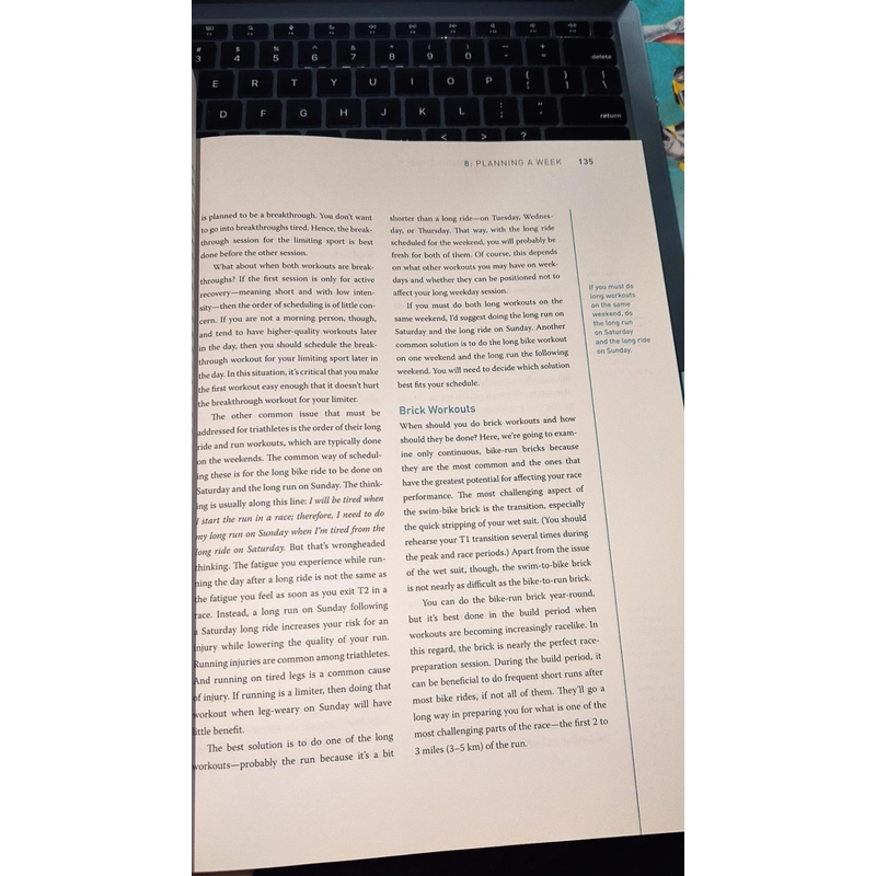 Sách học bơi chuyên sâu (tiếng Anh): THE TRIATHLETE'S TRAINING BIBLE (Khổ lớn, dày nặng) 476880
