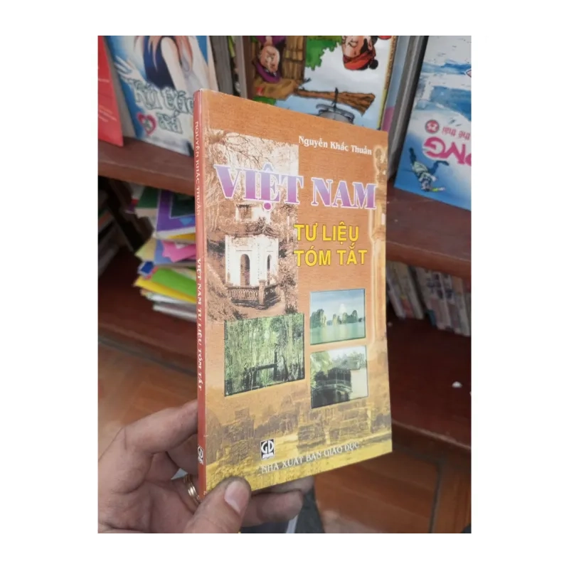 Việt Nam tư liệu tóm tắt - Văn Thuần 2007 989444