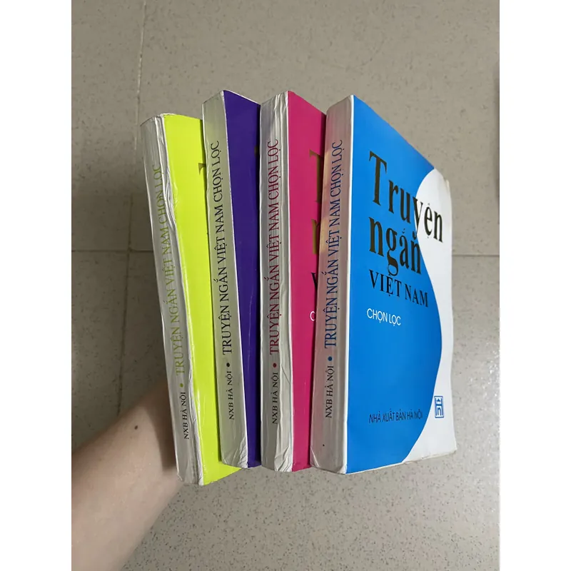 TRUYỆN NGẮN VIỆT NAM CHỌN LỌC – TRỌN BỘ 4 TẬP (1997) 674532