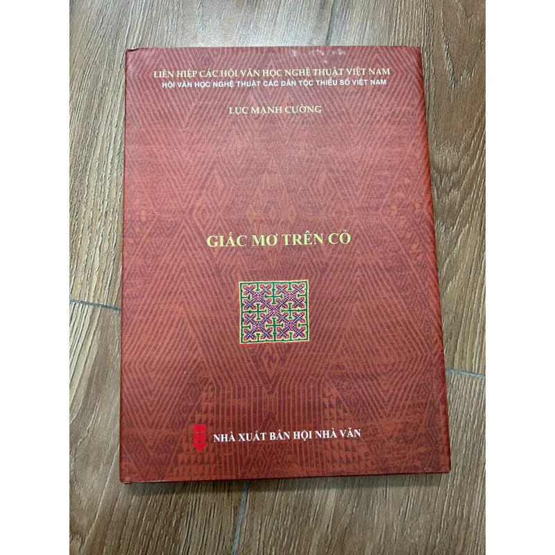 GIẤC MƠ TRÊN CỎ – Lục Mạnh Cường 759769