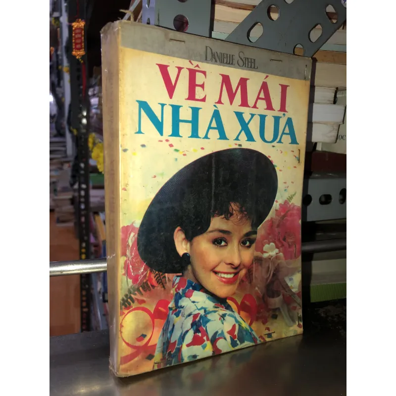 Về mái nhà xưa - Danielle Steel  931266