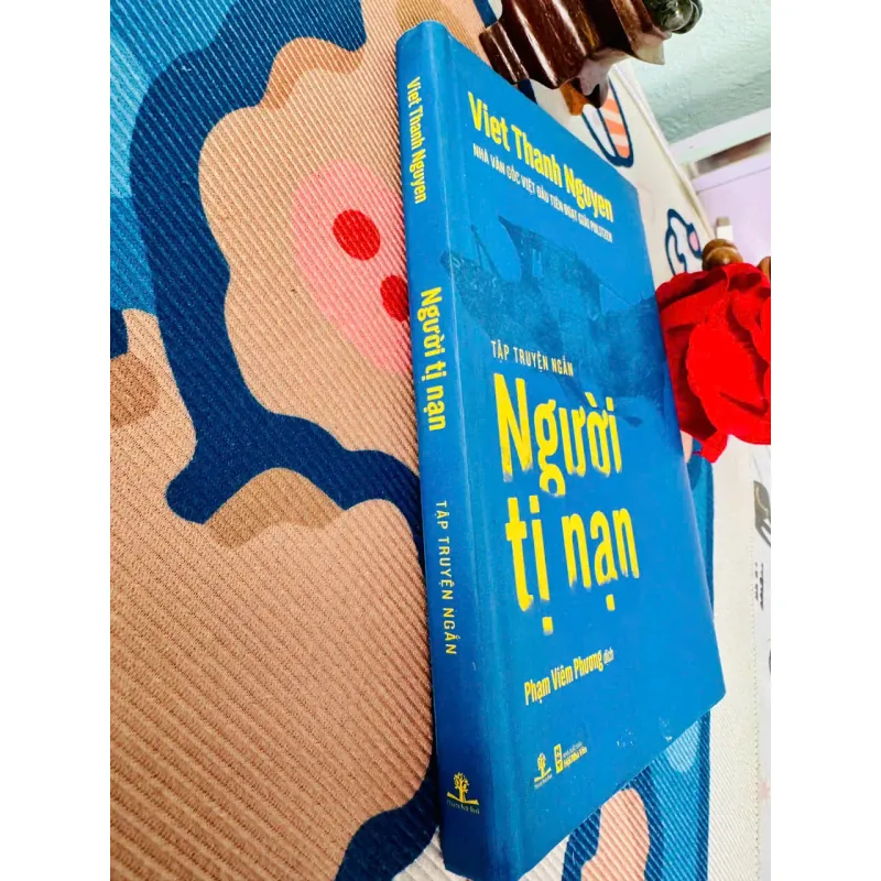 [SÁCH TẬP TRUYỆN NGẮN] NGƯỜI TỊ NẠN - VIET THANH NGUYEN - TÌNH TRẠNG TỐT 929156