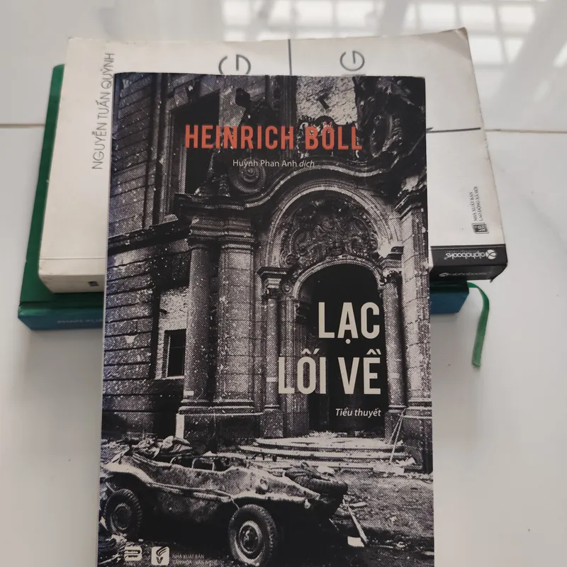 Lạc lối về 575532