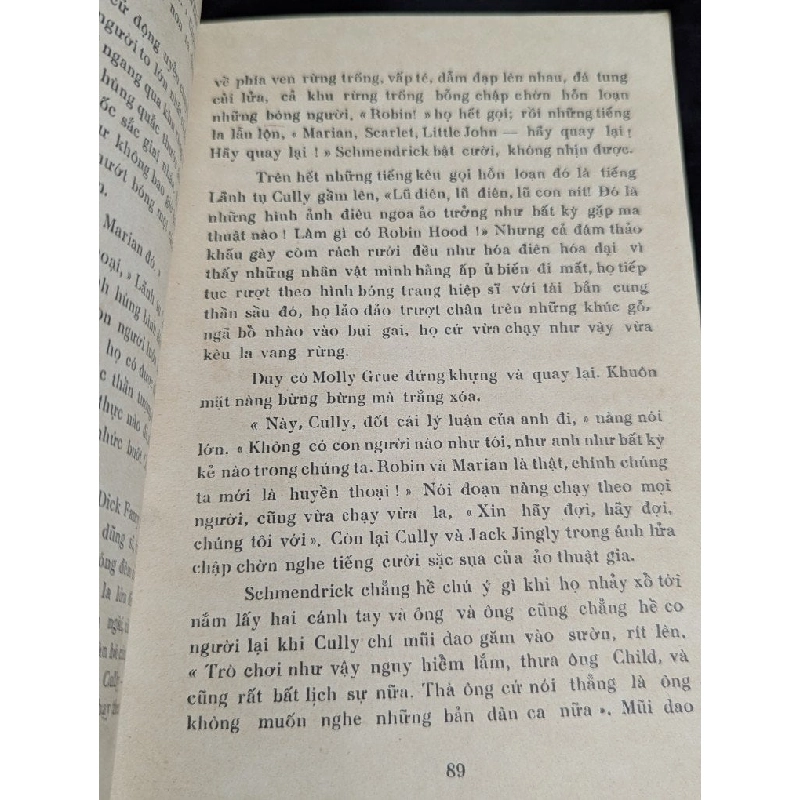 Con kỳ lân cuối cùng - Peter S.Deagle ( bản dịch của Doãn Quốc Sỹ ) 740237