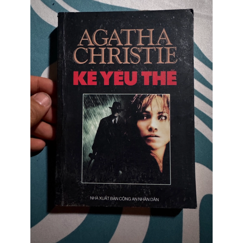 Trinh thám Agatha Kẻ yếu thế  551122