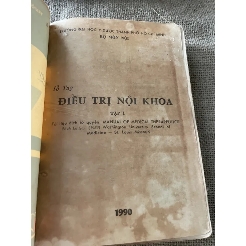 Khuỷu tay điều trị nội khoa - tài liệu dịch từ nước ngoài - 400 trang -1990 789627