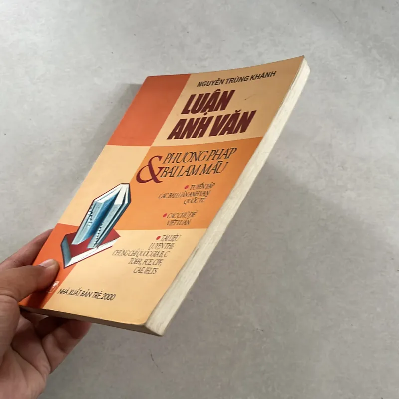 Luận Anh văn & phương pháp làm bài văn mẫu - Nguyễn Trùng Khánh 557871