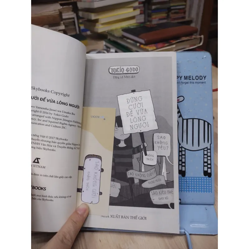 Sách: Đừng cười để vừa lòng người - TG: Tokio Godo (B1) 781944