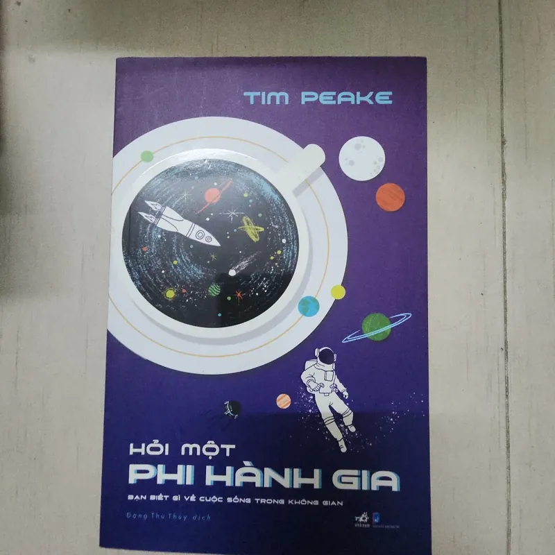 Sách Hỏi một phi hành gia 717407