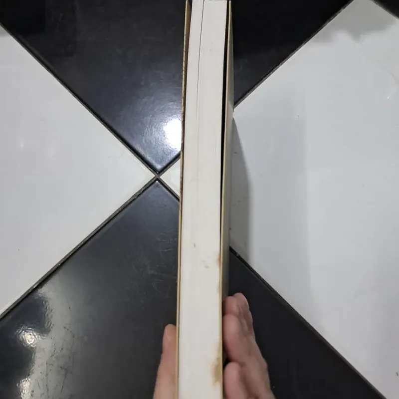 Nhà văn như thị nở  1003276