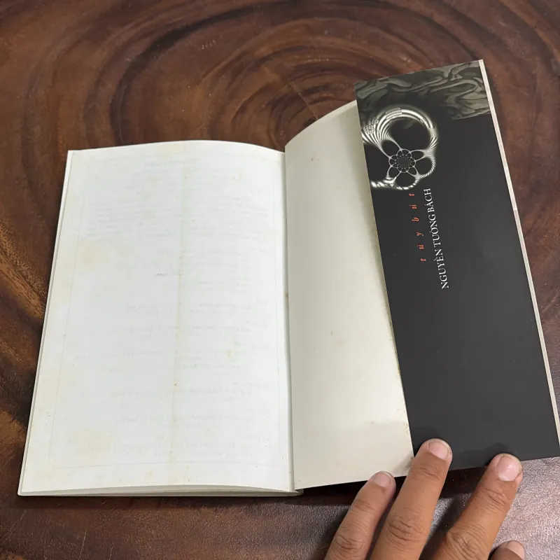 II Tuỳ Bút: Mộng Đời Bất Tuyệt - Nguyễn Tường Bách - 2006 1001905