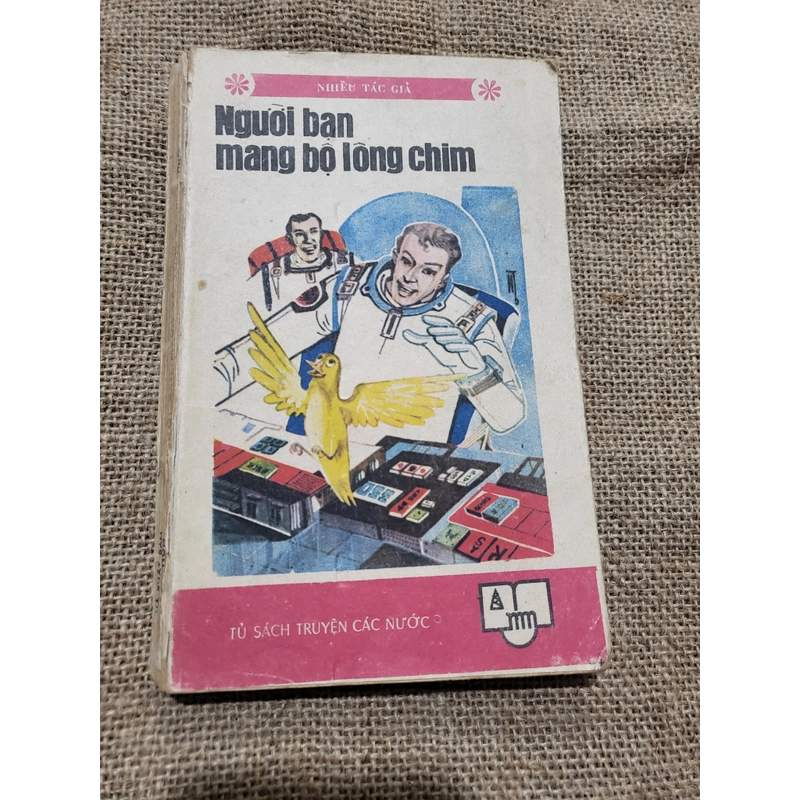 Người bạn mang bộ lông chim 328213