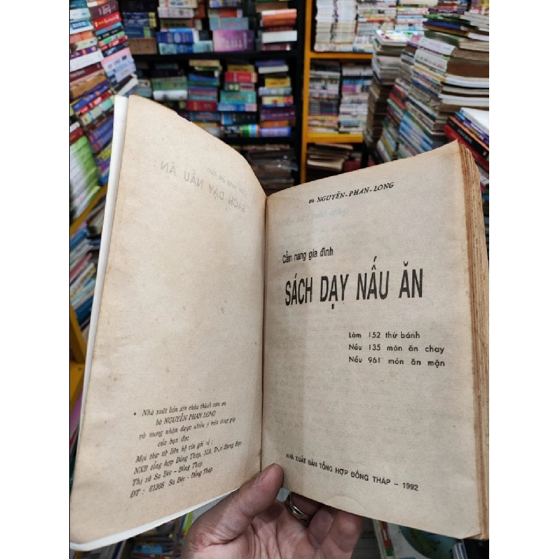 SÁCH DẠY NẤU ĂN VÀ LÀM BÁNH MỨT - NGUYỄN PHAN LONG 271562