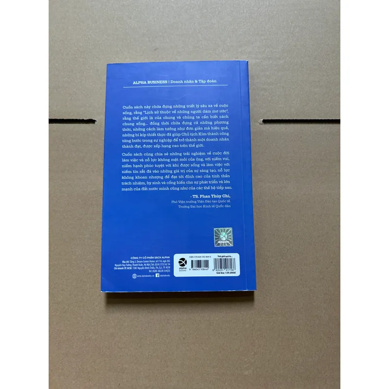 Thế giới quả là rộng lớn và có rất nhiều việc phải làm 731828