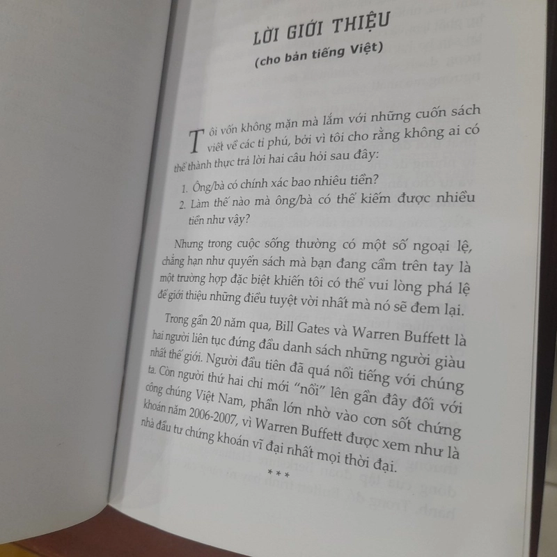Robert G. Hagstrom - PHONG CÁCH ĐẦU TƯ Warren Buffett 540716