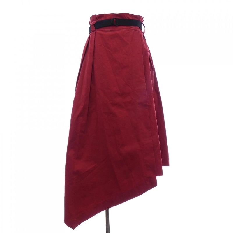 RADIATE Skirt - Hàng hiệu Authentic 821174