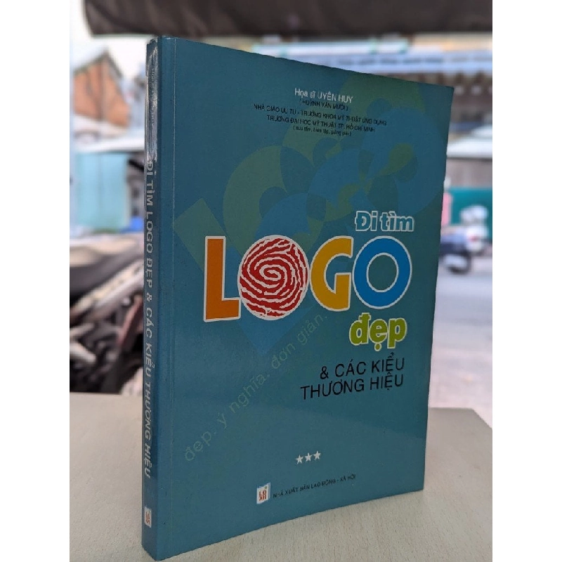Đi tìm logo đẹp các kiểu thương hiệu - hoạ sĩ Uyên Huy 785962