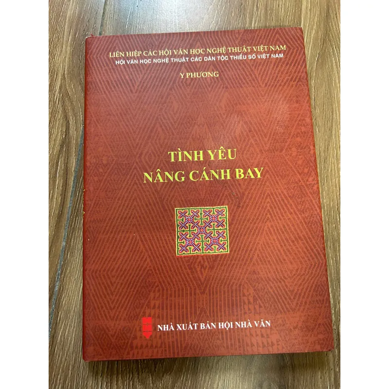 Tình Yêu Nâng Cánh Bay - Y Phương 762485
