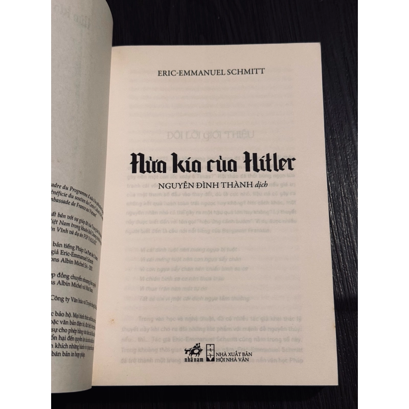 Nửa kia của Hitler 501145