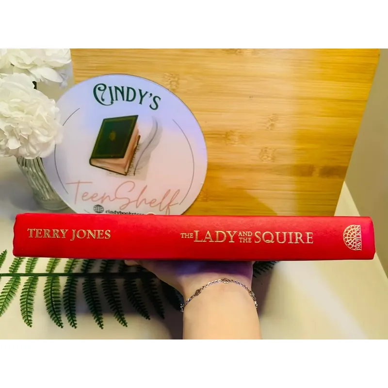 [Sách tiếng Anh 2hand] Like new 90% - 💫 The Lady and the Squire – Terry Jones 604956