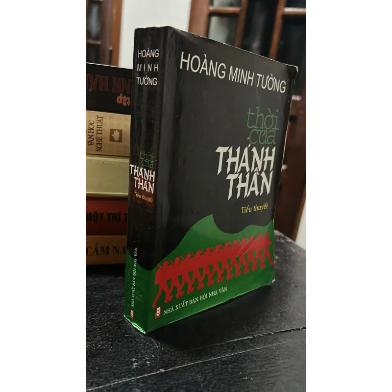 Thời của thánh thần 1025756
