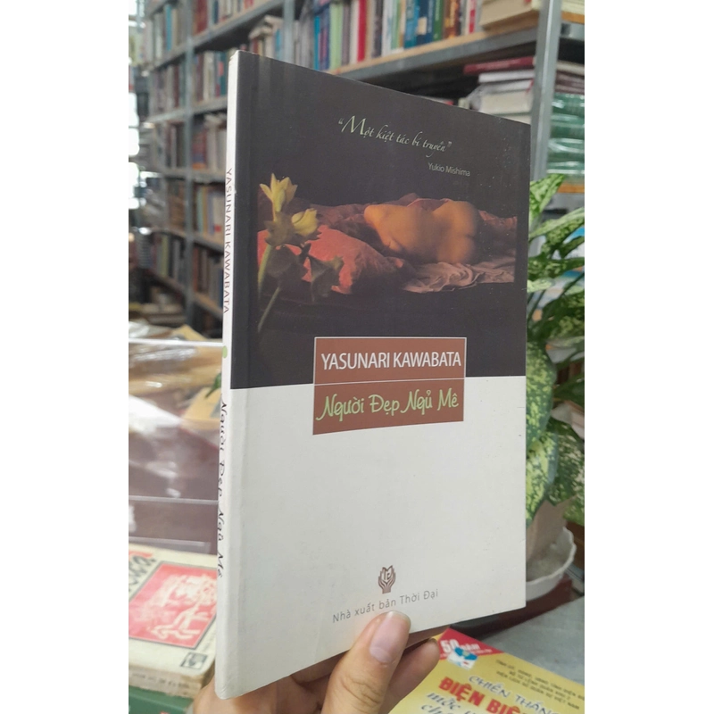 NGƯỜI ĐẸP NGỦ MÊ - YASUNARI KAWABATA 454233