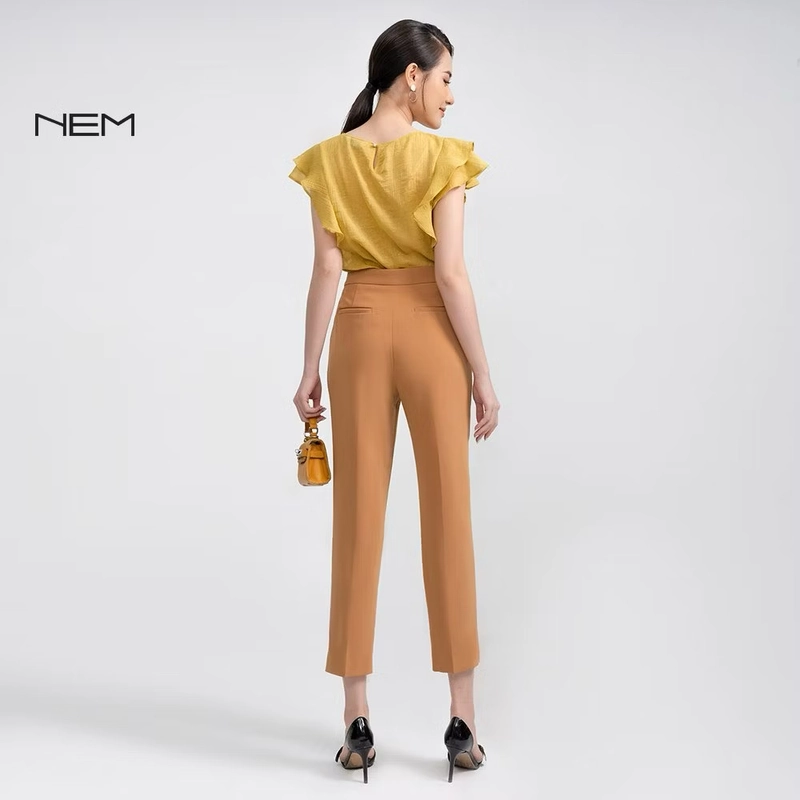 Quần Nem size 4 mới chưa mặc  278892