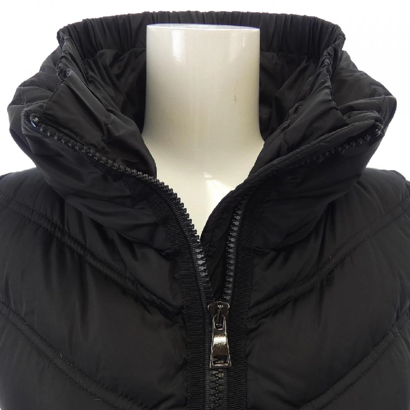 Moncler MONCLER Áo gile lông 638286