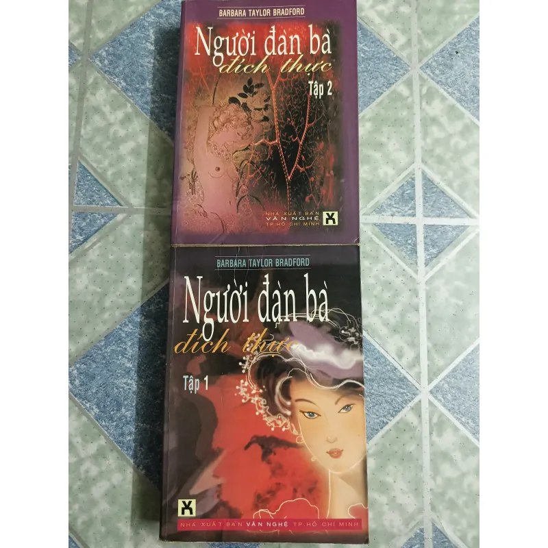 Người đàn bà đích thực ( 2 tập) - Barbara Taylor Bradford 564391