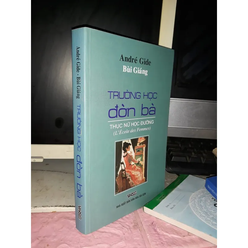 Trường học đờn bà 630285