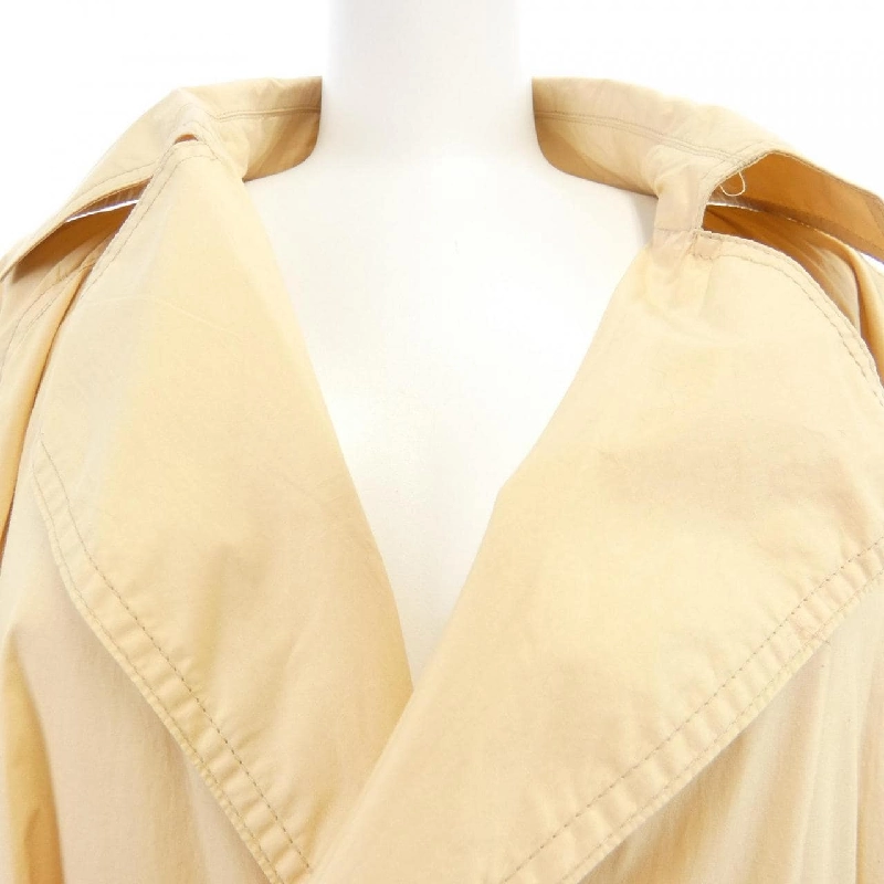 Áo khoác FENDI - Hàng hiệu Chính hãng 628374