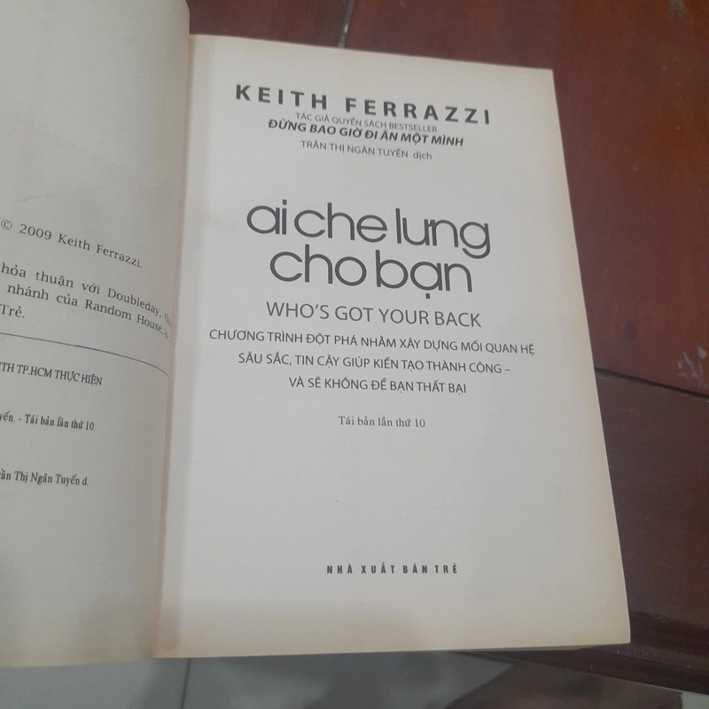 Keith Ferrazzi - AI CHE LƯNG CHO BẠN 505466