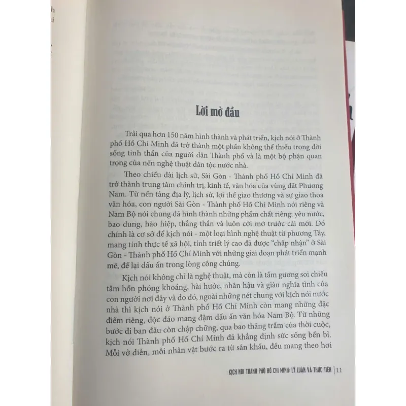Kịch Nói Thành Phố Hồ Chí Minh - Lý Luận Và Thực Tiễn 750890