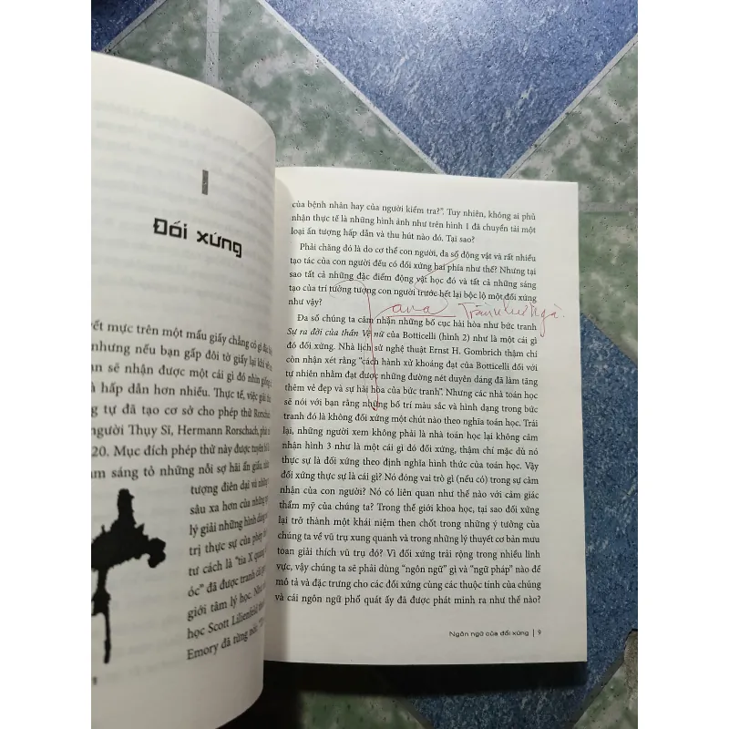 Ngôn ngữ của đối xứng - Mario Livio 1003446