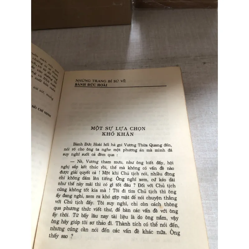 Bước thăng trầm của những nhân vật ở Trung Nam Hải 785024