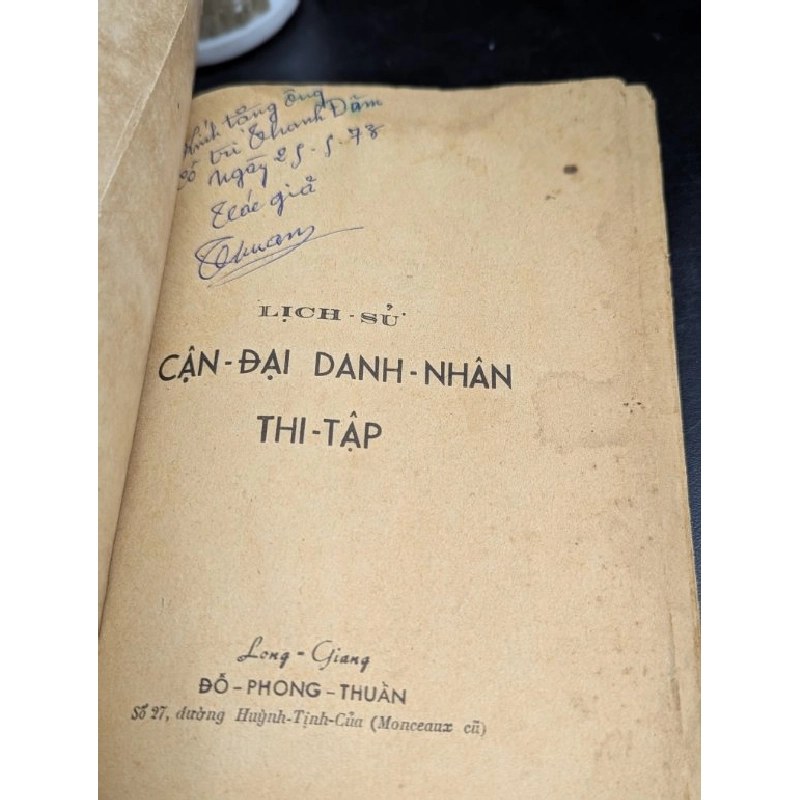 Lịch sử cận đại danh nhân thi tập - Long Giang Đỗ Phong Thuần 465929