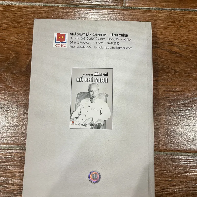 Đồng chí Hồ Chí Minh - E. Côbêlép (9) 762327