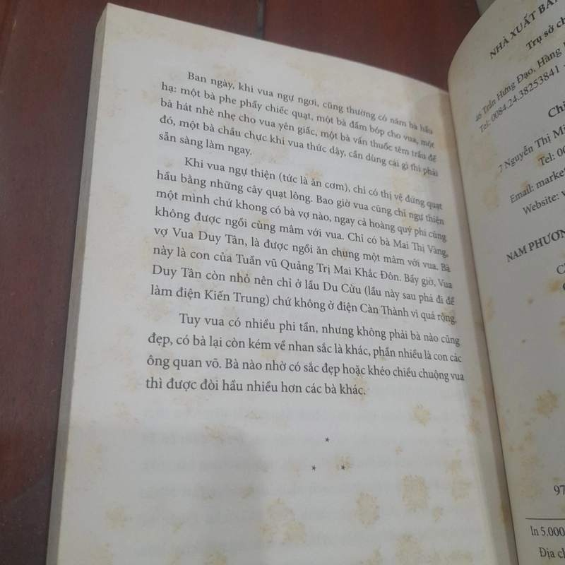 Lý nhân Phan Thứ Lang - NAM PHƯƠNG, Hoàng hậu cuối cùng 411502