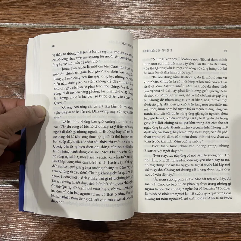 Người Khổng lồ ngủ quên - Kazuo Ishiguro (k1) 540915