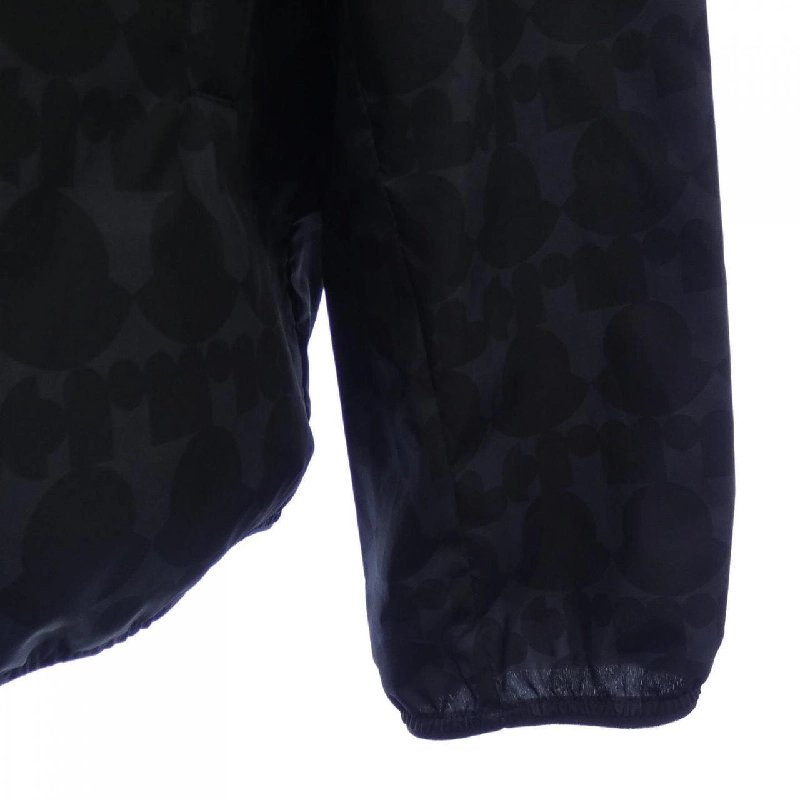 Áo khoác MONCLER - Hàng hiệu Authentic 902886