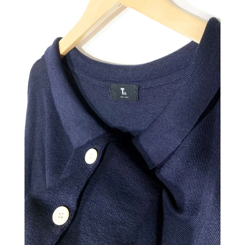 Áo Polo Mongtoghi Hàn , chất mềm mại thoáng mát
Size L XL
 452624