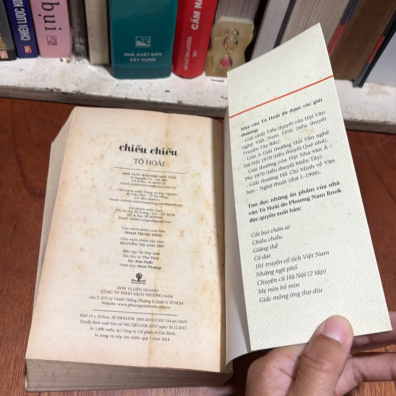 II Văn Học: Chiều Chiều - Tô Hoài - 2014 801141