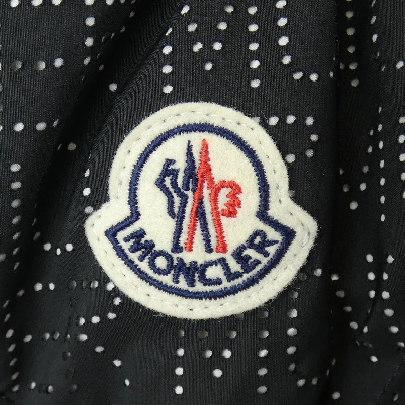 Áo khoác lông vũ MONCLER 644182