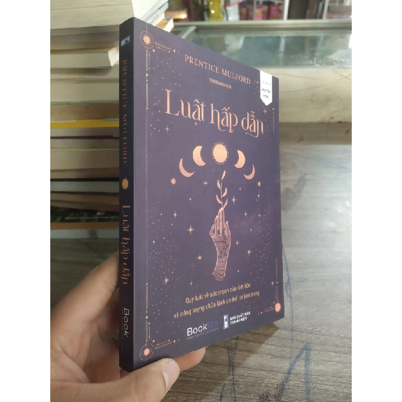 Luật Hấp Dẫn - Quy Luật Về Sức Mạnh Của Linh Hồn Và Năng Lượng Chữa Lành Cơ Thể Từ Bên Trong - mới 90% HCM0604 340472